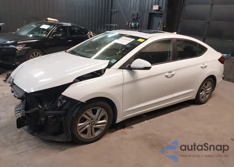 2020 Hyundai Elantra Value Edition z USA, uszkodzony, nr VIN 5NPD84LFXLH619228